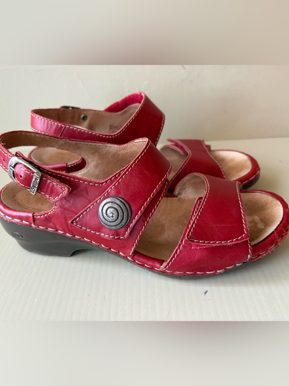Josef Seibel Red Leather Comfort Sandals size 39 or 8.5 - Picture 4 of 9